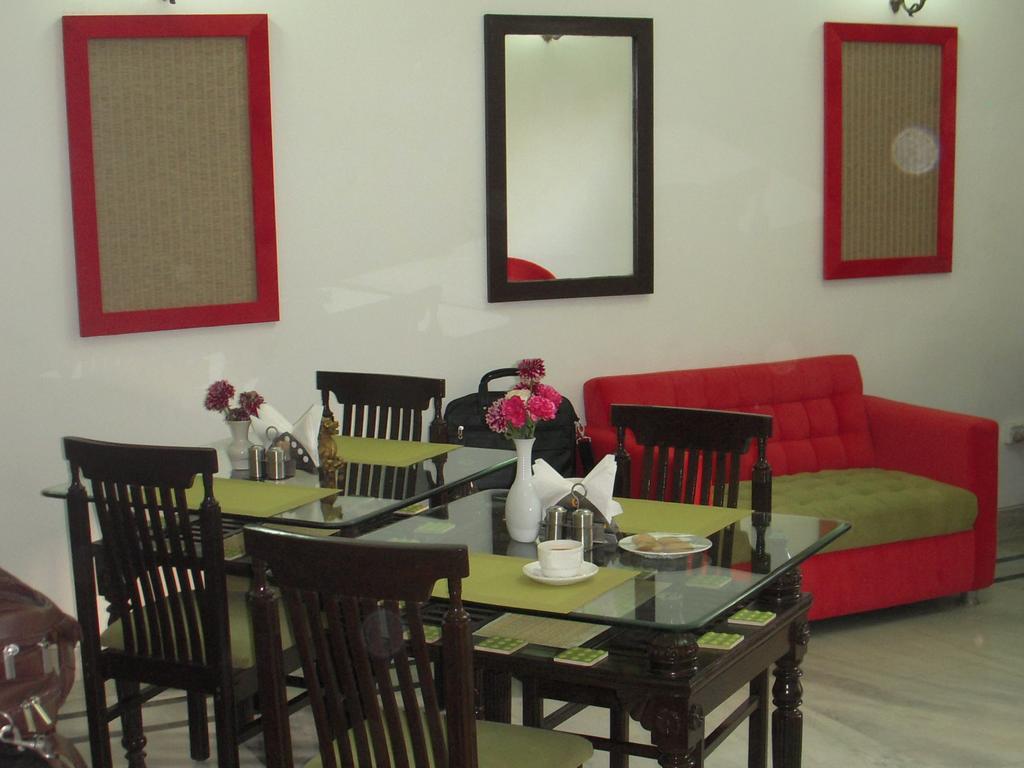 Rams Inn New Delhi Eksteriør bilde